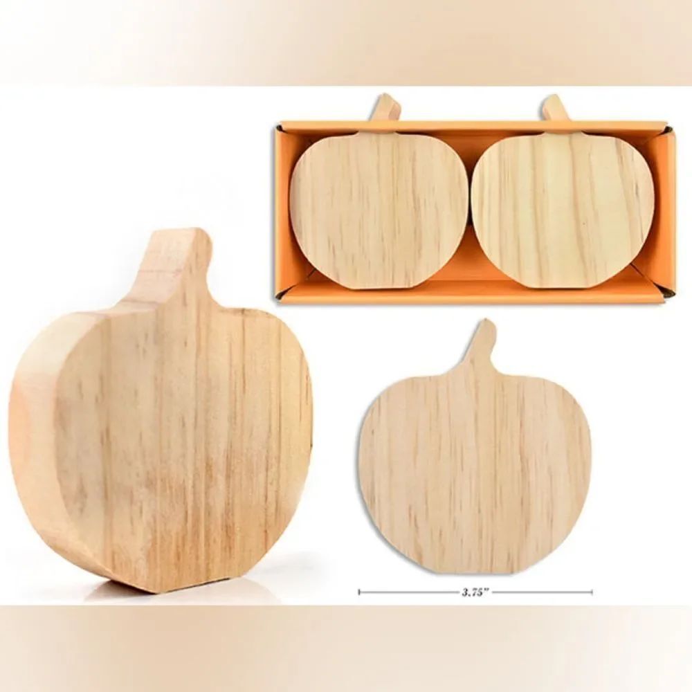 🔺️NWOT Wood Apple/Pumpkin Tabletop Set of 2